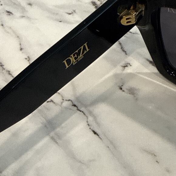 Dezi Switch Black Rectangle Sunglasses 55-19-145 - Picture 7 of 7